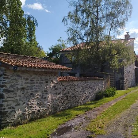 Maison A La Campagne Les Brouzils Exterior photo